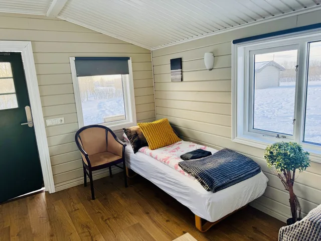 كوخ بستة أسرّة بغرفتي نوم، Hellisholar Cottages 2/10