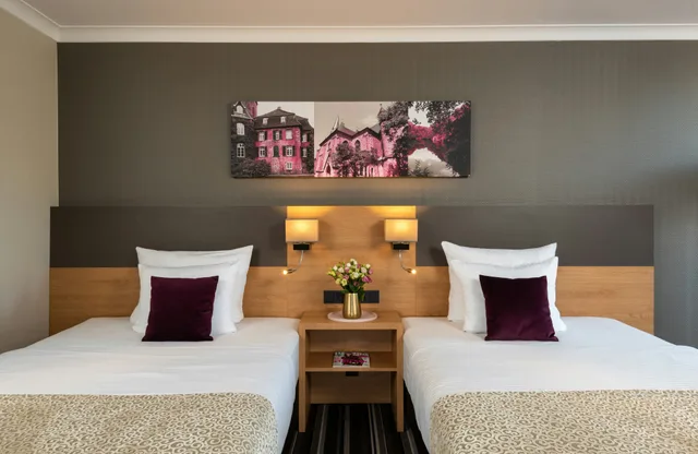 غرفة سوبيريور رباعية، Leonardo Hotel Dusseldorf Airport Ratingen 3/10