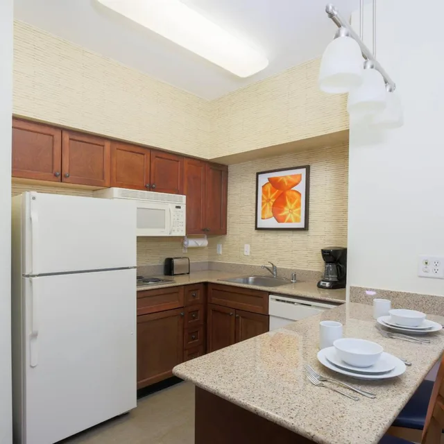 استوديو بسرير كينج أو كوين مع أريكة، Residence Inn by Marriott Chico 5/5