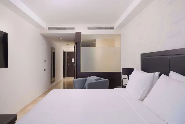 جناح بريميوم بسريرين كينج بغرفتي نوم، Radisson Blu Resort Gran Canaria 1/7