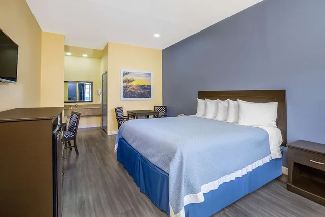 غرفة بسرير كينج لذوي الإعاقة، Days Inn By Wyndham Banning Casino/Outlet Mall 1/2