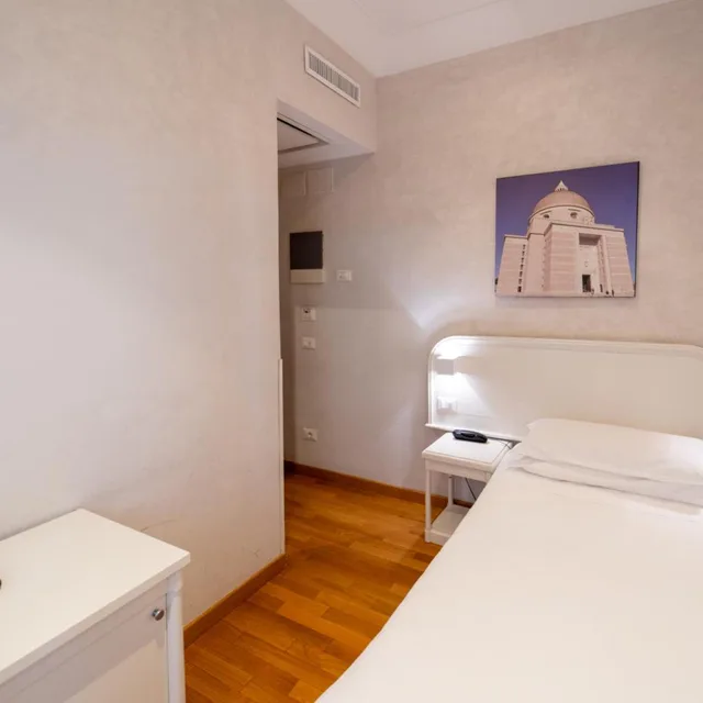 غرفة اقتصادية مفردة، Oxford Hotel 6/17