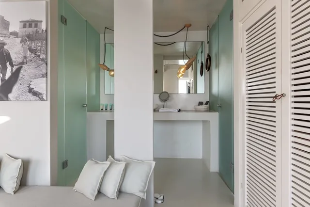 لوفت تنفيذي بسرير مزدوج بإطلالة على البحر مع أريكة بجاكوزي، West East Suites - Adults Only 6/6