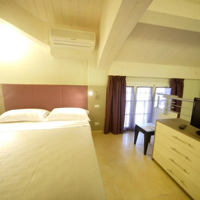 1 Bedroom, Apartment, Two Story، Residence Hotel Le Viole 1/10