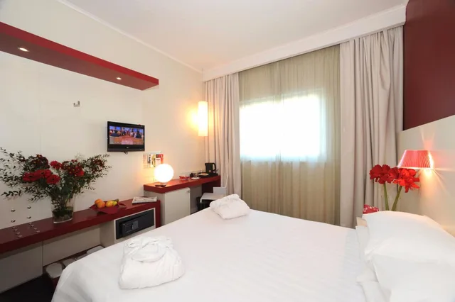 Quality, Double Bed, Quality Hotel Michelino Bologna Fiera 2/10