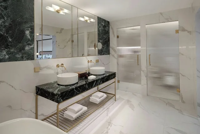 Suite, King Bed, Courtyard View, Stradom House, Autograph Collection 7/10