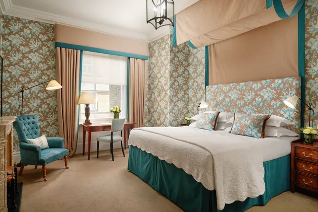 غرفة تنفيذية بسرير كينج، The Pelham London- Starhotels Collezione 1/6