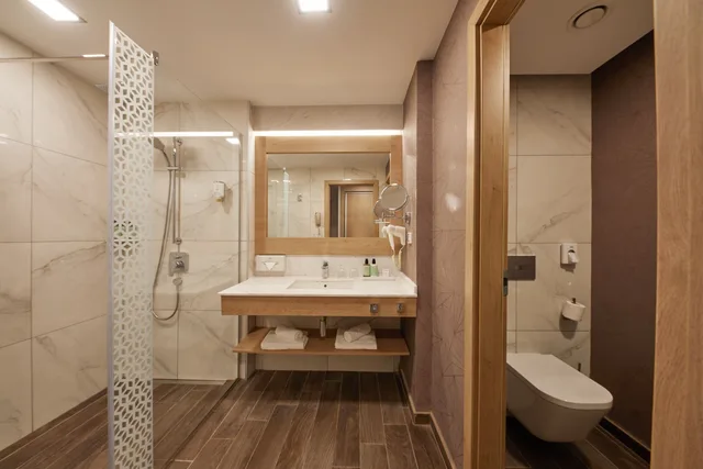Junior Suite, Sea Front، Secrets Sunny Beach Resort & Spa - Adults Only 3/3