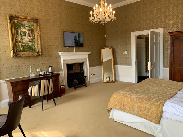 جناح جونيور بإطلالة على الحديقة، Colwick Hall Hotel 7/10