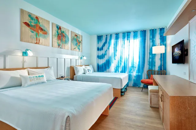 غرفة قياسية بإطلالة على المسبح لذوي الإعاقة، Universal's Endless Summer Resort - Surfside Inn and Suites 1/2