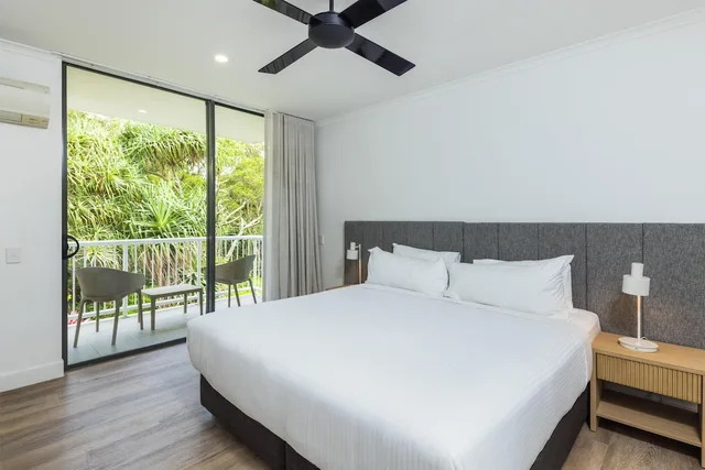 غرفة بريميير بسريرين منفصلين بإطلالة على الحديقة بغرفتي نوم، Oaks Port Douglas Resort 3/6