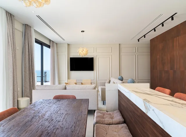 جناح رئاسي بسريرين منفصلين مع أريكة، LIV Mackenzie Beach Suites 5/10