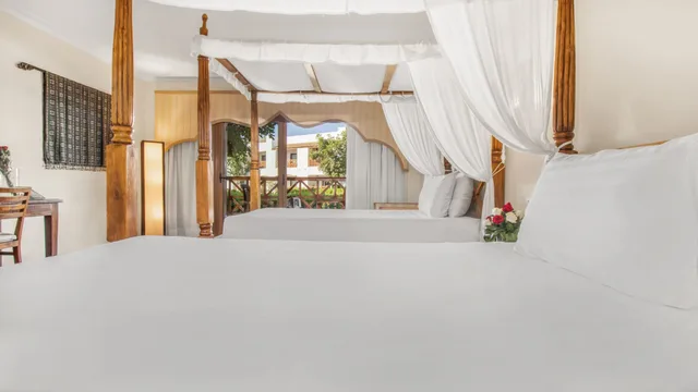 Room, Twin Beds, Pool View, TOP Domina Coral Bay Resort 2/3