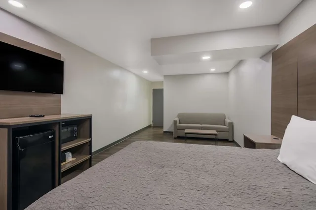 جناح بسرير كوين لذوي الإعاقة، Americas Best Value Inn Suites Lake Charles I 210 Exit 5 1/4