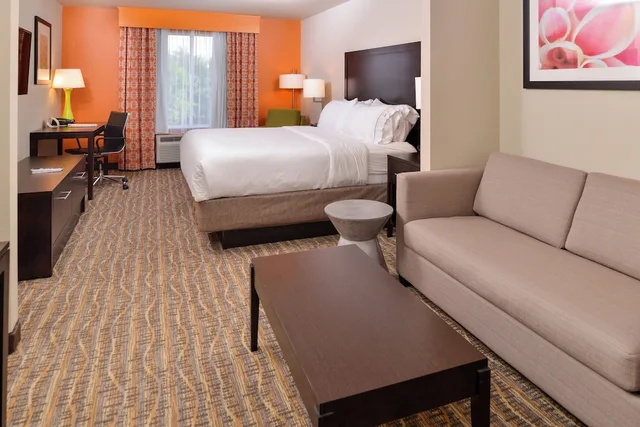 Suite, King Bed, Sofa, Holiday Inn Express & Suites Houston Nw - Tomball Area 1/9