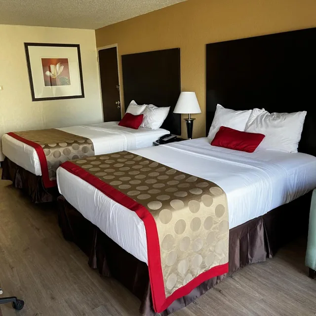 غرفة بسريرين كوين، Budget Inn Laramie (Ex Ramada) 1/10