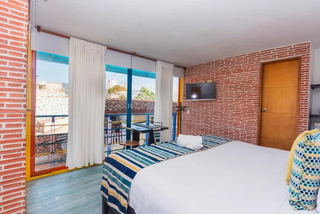 جناح بإطلالة على البحيرة، Hotel Guatatur 1/4