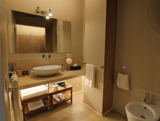 غرفة ديلوكس بسريرين منفصلين بإطلالة على المدينة، Domus 21 Luxury Suites 5/6