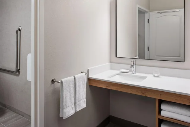 جناح بسرير كينج بغرفتي نوم، Residence Inn By Marriott Mississauga Arpt Corp Ctr West 8/10