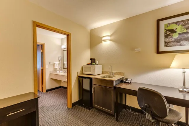 جناح عائلي، Best Western Lakewinds 10/10