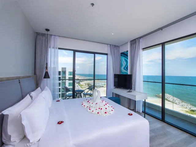 Executive, Suite, Fortune Saeng Chan Beach Rayong 1/10