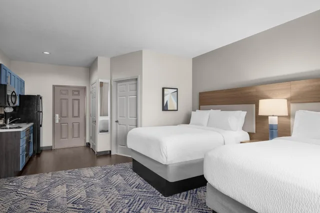 غرفة بسريرين منفصلين لذوي الإعاقة، CANDLEWOOD SUITES ALEXANDRIA 2/7