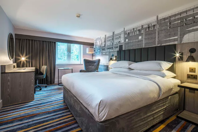 غرفة بسرير مزدوج، Doubletree By Hilton Bristol South Cadbury House 1/12