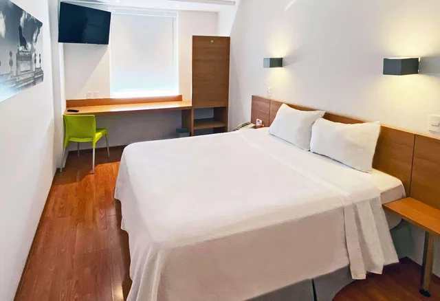 غرفة بسرير كوين، Sleep Inn Leon Antares 1/2