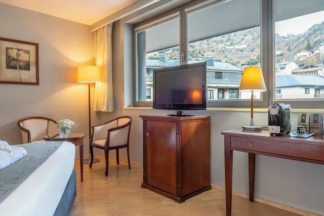 غرفة سوبيريور بسرير كوين، Hesperia Andorra 9/10