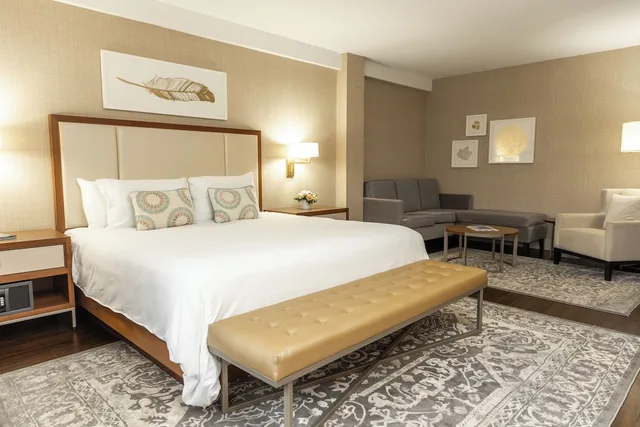 غرفة تنفيذية بسرير كينج، Lord Nelson Hotel And Suites 2/8