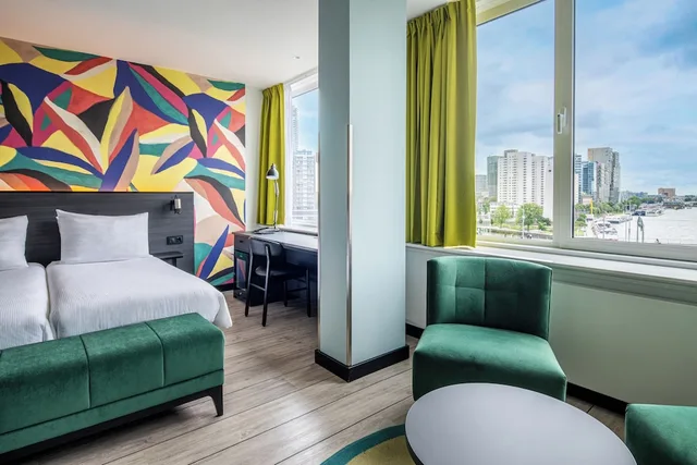 غرفة سوبيريور بإطلالة على النهر، Thon Hotel Rotterdam 4/6