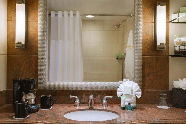 جناح بسرير كينج بغرفة نوم واحدة بإطلالة، San Diego Marriott Gaslamp Quarter 4/5