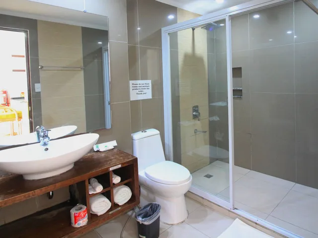 جناح بسرير كينج، Manarra Seaview Resort 3/3
