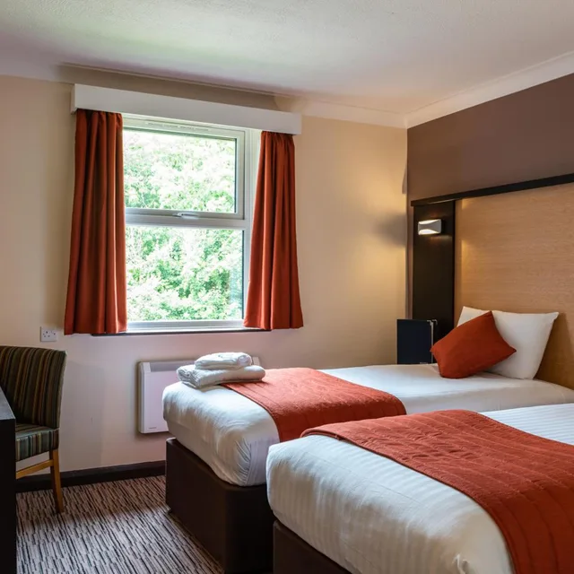 Room, Single Bed, Dragonfly Hotel Bury St Edmunds 3/10