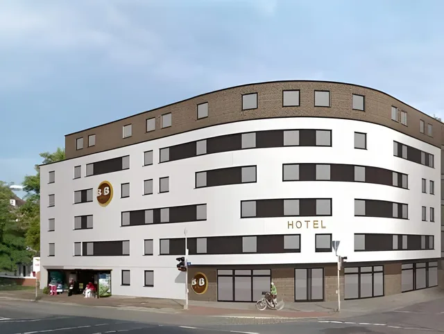 غرفة رباعية بسرير كوين وسرير بطابقين للمدخنين، B&B Hotel Bremen-City 1/1