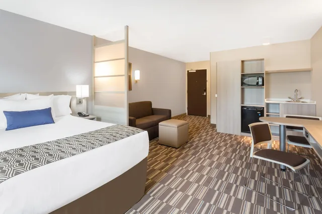 جناح بسرير كوين، Microtel Inn And Suites By Wyndham Springville 1/1