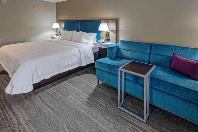 استوديو بسرير كينج، Hampton Inn Orlando Maingate South 1/2