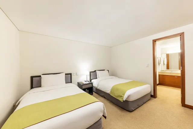 غرفة رباعية بسرير كينج وسريرين منفصلين، President Hotel Seoul 6/10