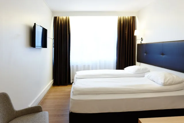 Standard, Double or Twin Bed, Fosshotel Lind 4/10