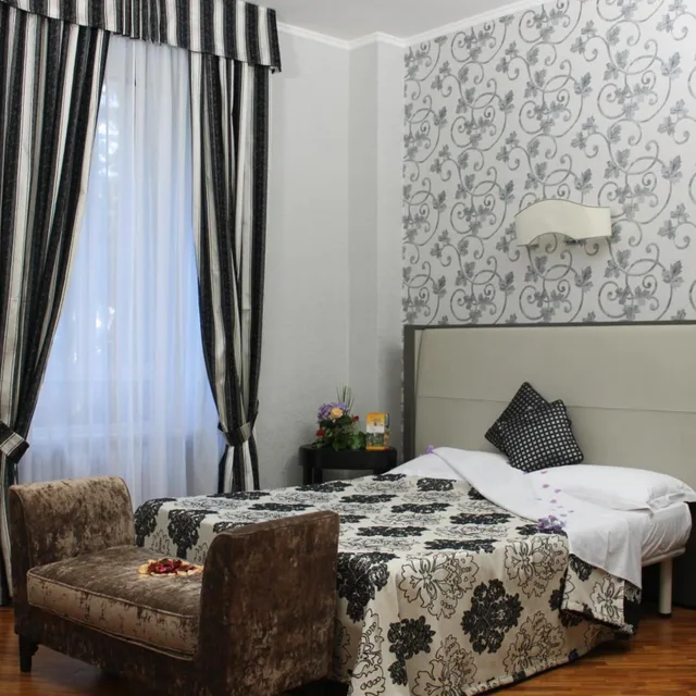Suite, Hot Tub, Villa Aricia 1/5