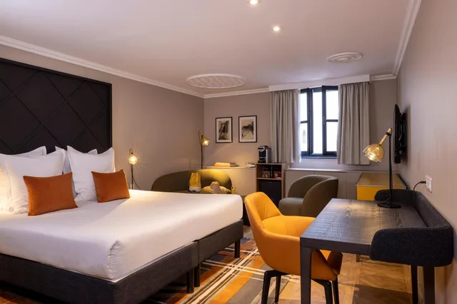 جناح عائلي بسرير كوين وسرير فردي، Hotel Le Colombier 1/1