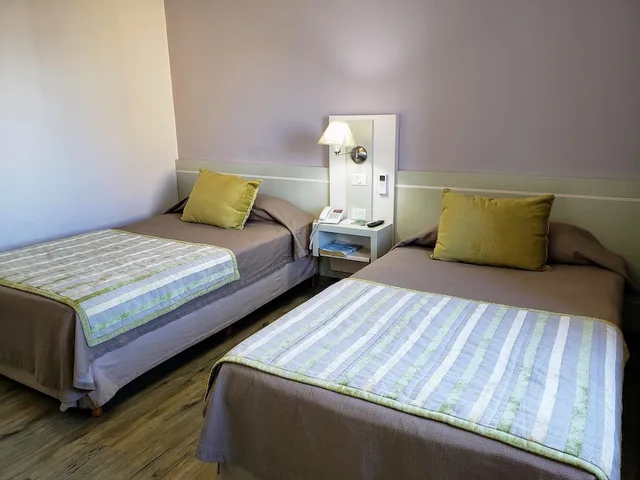 غرفة سوبيريور بسريرين منفصلين، Hotel Continental 2/7