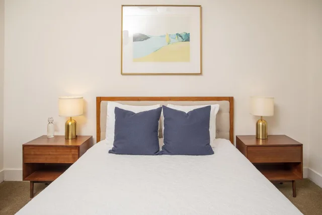 غرفة قياسية بسرير كوين، The Washington Square Inn 7/10