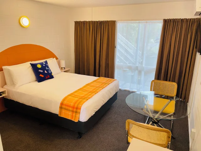 استوديو ديلوكس بسرير كوين بمطبخ صغير، Mt Eden Motel 4/7