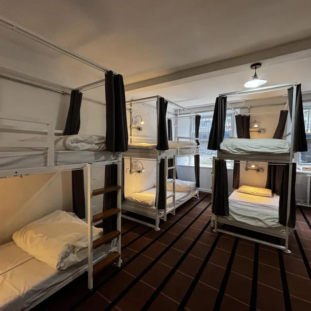 Private, 8 Beds، Safestay Glasgow Charing Cross 9/10
