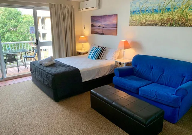 غرفة سوبيريور ثلاثية، Outrigger Resort 4/6