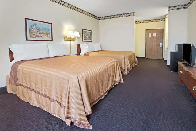 غرفة بسريرين كوين، Travelodge By Wyndham St Louis 3/7