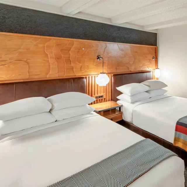 Room, King Bed, 2 Queen Beds, Port Side، The Wildbirch Hotel in JdV by Hyatt 2/5