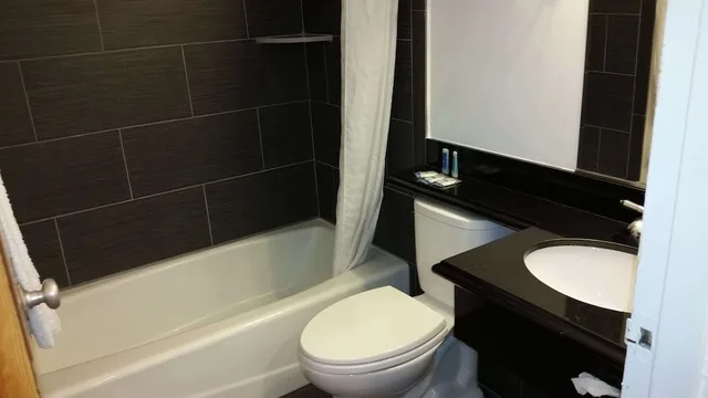 Standard, 2 Queen Beds, Rodeway Inn San Francisco City Center 4/10