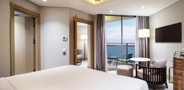 جناح تنفيذي مع دخول الصالة، Mersin Hiltonsa Hotel 1/1